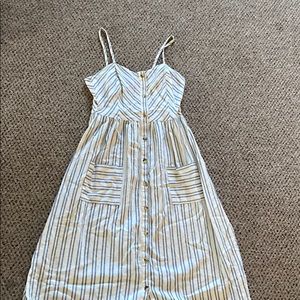 Carly Jean Los Angeles summer dress
